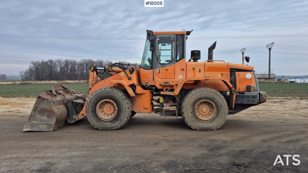Wheel loader DOOSAN DL250 (2012) + weight - Carregadeira de rodas: foto 5 Wheel loader DOOSAN DL250 (2012) + weight - Carregadeira de rodas: foto 5