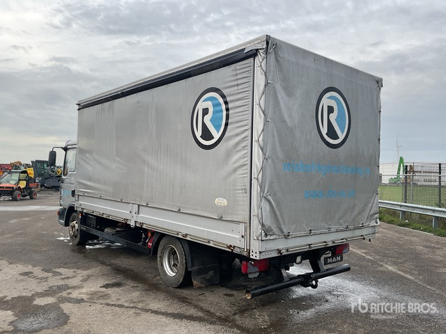 2007 MAN TGL12.210 4x2 Curtain Side Truck - Caminhão com lona: foto 2 2007 MAN TGL12.210 4x2 Curtain Side Truck - Caminhão com lona: foto 2