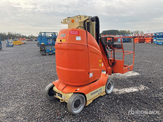 2011 JLG Toucan 10E (Inoperable) Vertical Mast Lift - Plataforma de mastro vertical: foto 2 2011 JLG Toucan 10E (Inoperable) Vertical Mast Lift - Plataforma de mastro vertical: foto 2