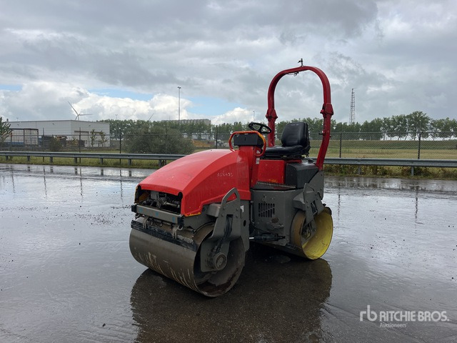 2013 Ammann ARX26 Double Drum Roller - Compactador de asfalto: foto 1 2013 Ammann ARX26 Double Drum Roller - Compactador de asfalto: foto 1