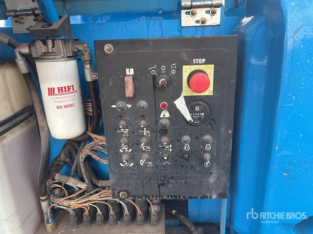 2015 Genie Z-45/25 2WD Electric Articulating Boom Lift - Plataforma articulada: foto 5 2015 Genie Z-45/25 2WD Electric Articulating Boom Lift - Plataforma articulada: foto 5