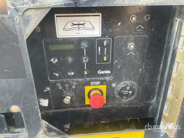 2018 Genie GS-5390 4x4 Diesel Scissor Lift - Plataforma de Tijera/ Plataforma de tesoura: foto 5 2018 Genie GS-5390 4x4 Diesel Scissor Lift - Plataforma de Tijera/ Plataforma de tesoura: foto 5