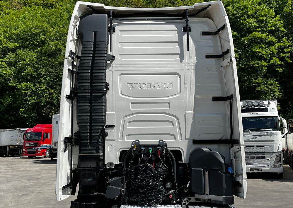 Tractor Volvo FH500 // New Face // Low Deck // Full Led // ACC // Globe XL // ParkClima // Zamiana za starszy: foto 17