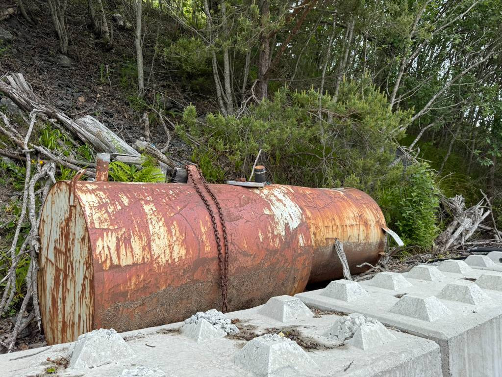 Annet Diesel tank 1000 liter - Depósito de armazenamento: foto 1 Annet Diesel tank 1000 liter - Depósito de armazenamento: foto 1