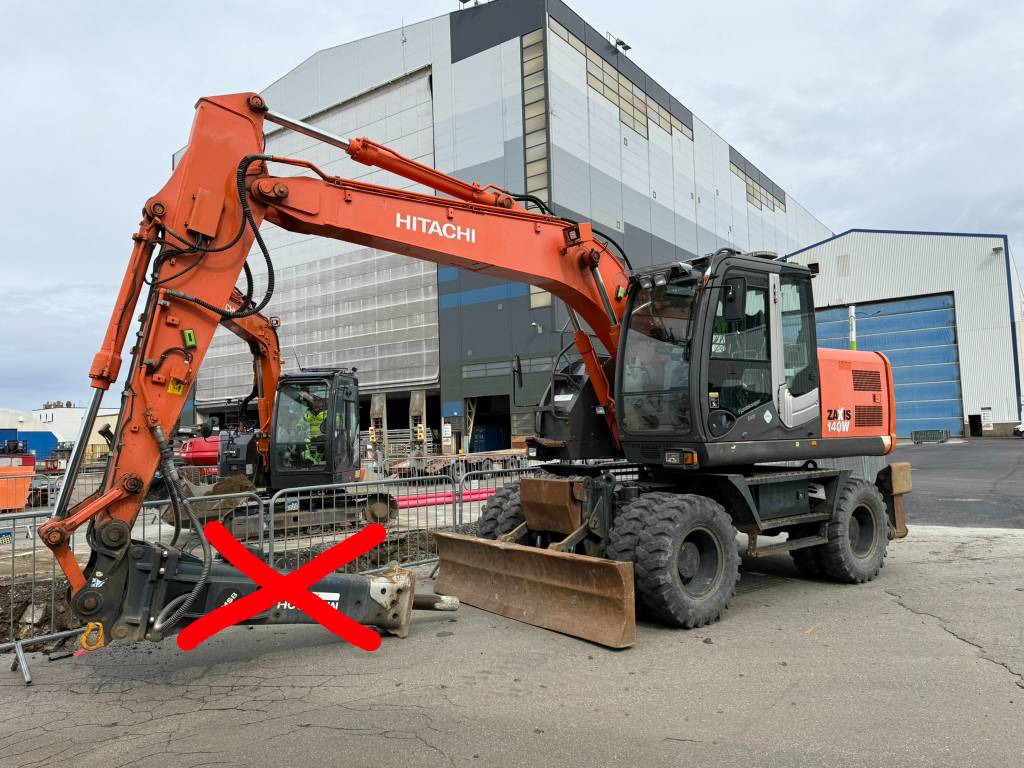 Hitachi ZX 140 W-3 - Escavadeira de rodas: foto 2 Hitachi ZX 140 W-3 - Escavadeira de rodas: foto 2