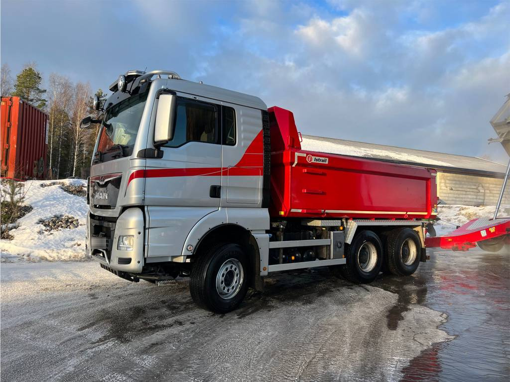 MAN TGX 26.580 6x4 - Caminhão basculante: foto 3 MAN TGX 26.580 6x4 - Caminhão basculante: foto 3
