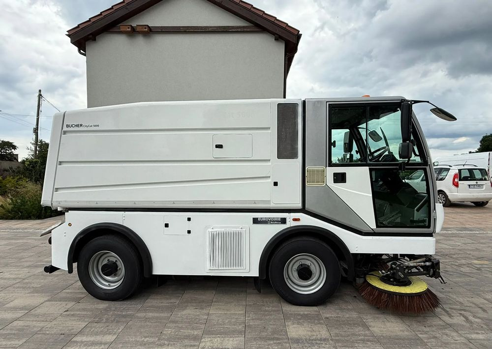 Inny Bucher Citycat 5000 - Caminhão de lixo: foto 4 Inny Bucher Citycat 5000 - Caminhão de lixo: foto 4