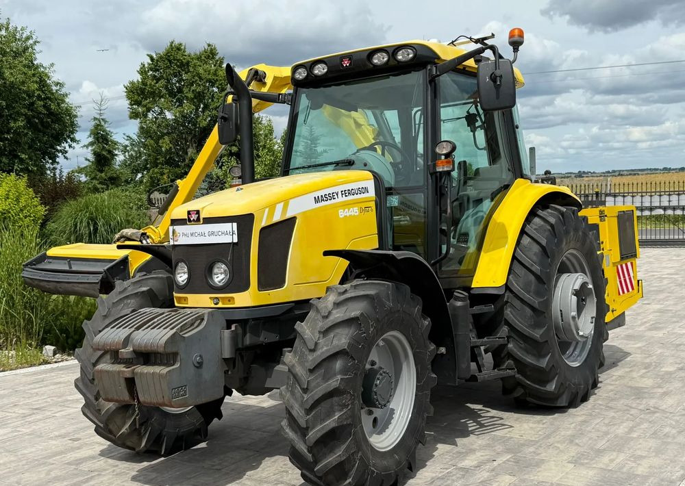 Massey Ferguson 6445 - Trator: foto 3 Massey Ferguson 6445 - Trator: foto 3