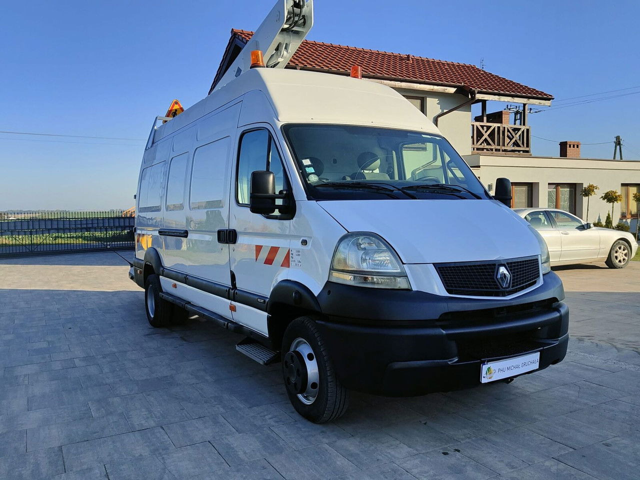 Renault Mascott 3.0 - Caminhão com plataforma aérea: foto 1 Renault Mascott 3.0 - Caminhão com plataforma aérea: foto 1