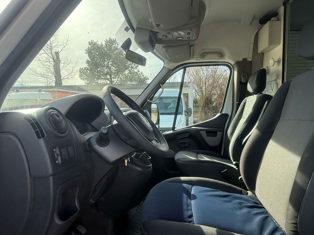 Furgão Renault Master: foto 11