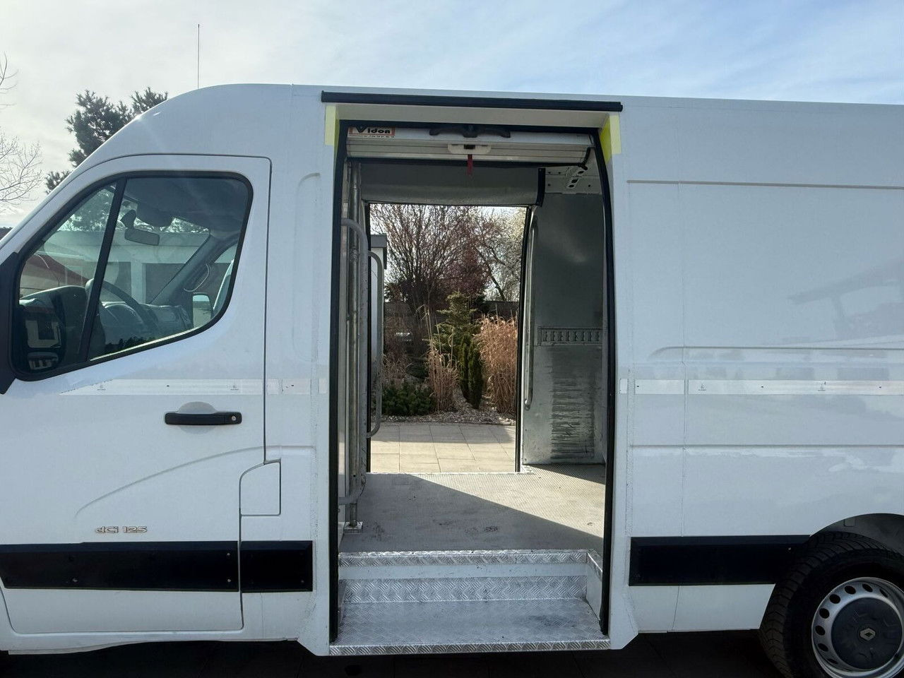 Furgão Renault Master: foto 9