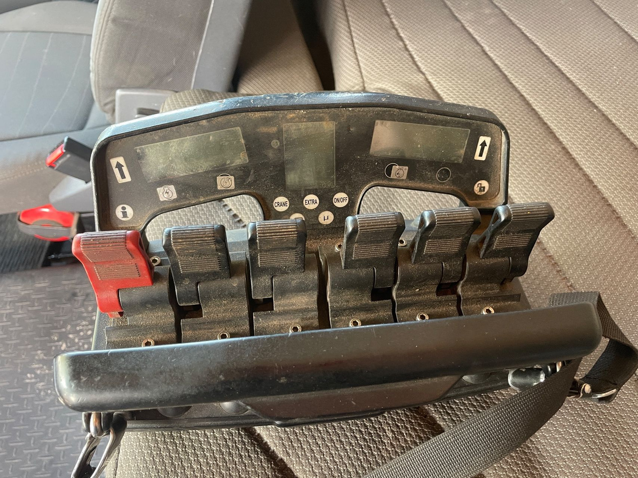 Caminhão transportador de contêineres/ Caixa móvel, Caminhão grua Scania R480: foto 13 Caminhão transportador de contêineres/ Caixa móvel, Caminhão grua Scania R480: foto 13