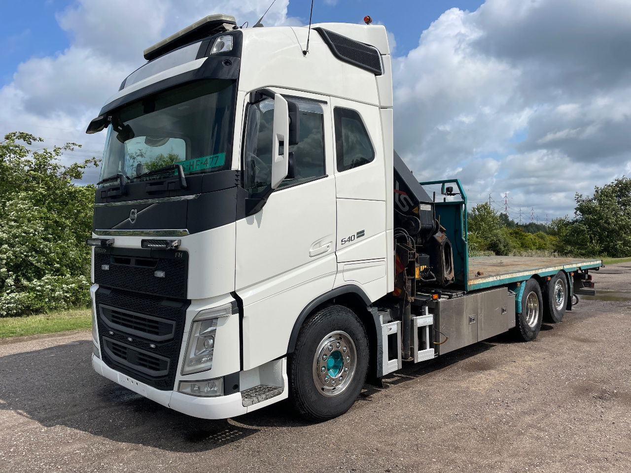 Volvo FH 13.540 FH 540 with hiab 477 e6 with remote - Caminhão grua: foto 2 Volvo FH 13.540 FH 540 with hiab 477 e6 with remote - Caminhão grua: foto 2