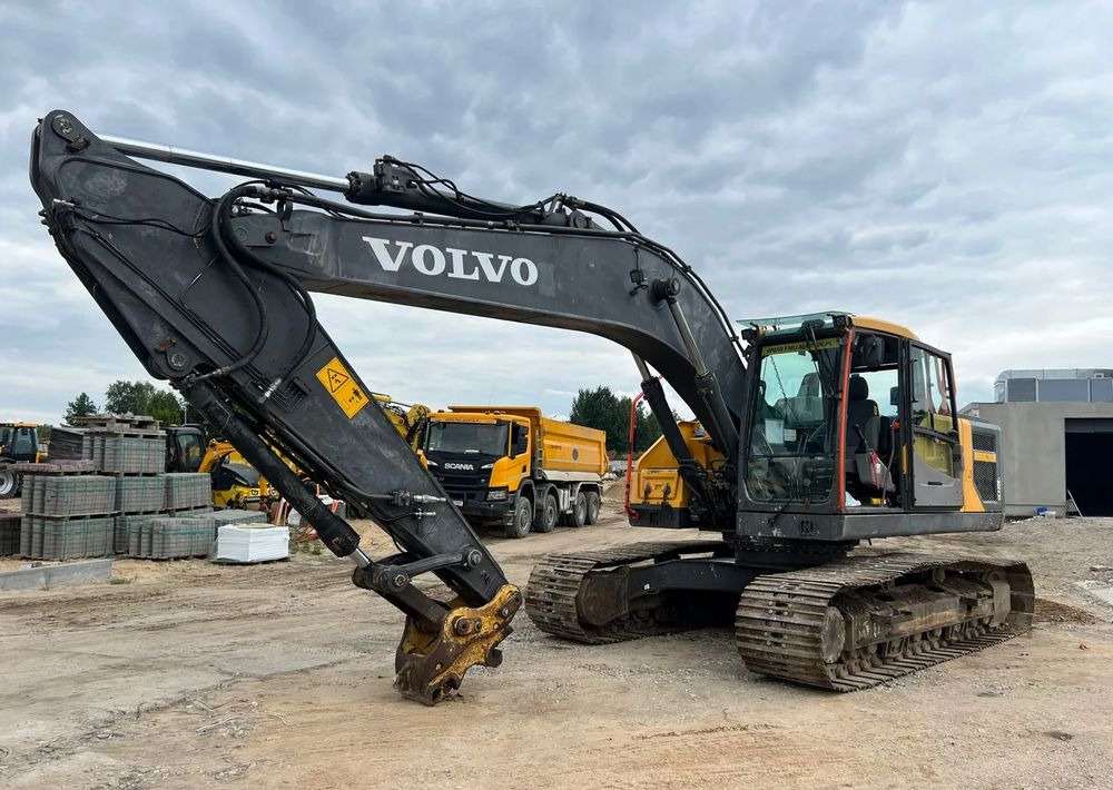 Volvo EC 220 EL - Escavadora de rastos: foto 2 Volvo EC 220 EL - Escavadora de rastos: foto 2