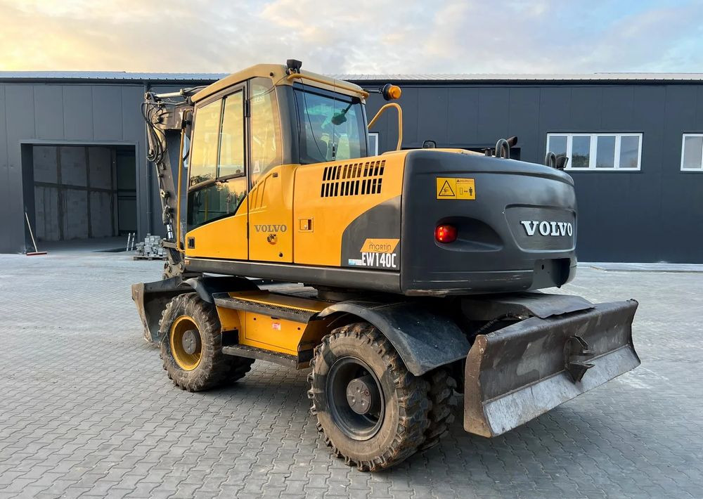 Volvo EW 140C | ROTOTILT - Escavadeira de rodas: foto 5 Volvo EW 140C | ROTOTILT - Escavadeira de rodas: foto 5