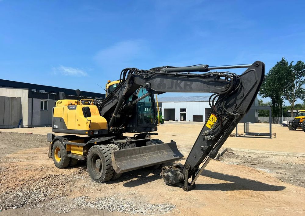 Volvo EW 140D | IGŁA | PO WYMIANACH OLEJU - Escavadora de rastos: foto 1 Volvo EW 140D | IGŁA | PO WYMIANACH OLEJU - Escavadora de rastos: foto 1