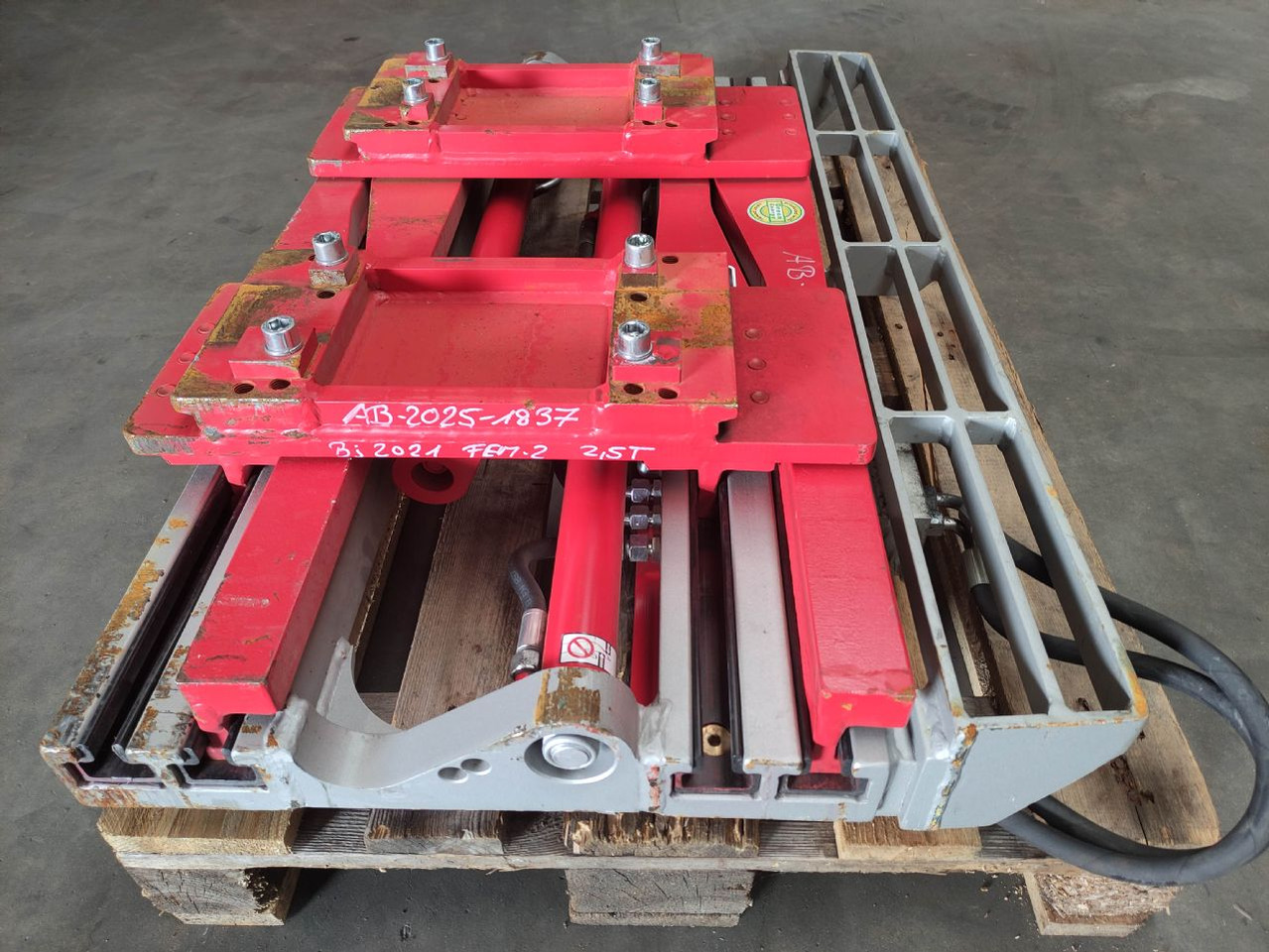 Durwen ZVP25-AS - Garfos: foto 3 Durwen ZVP25-AS - Garfos: foto 3