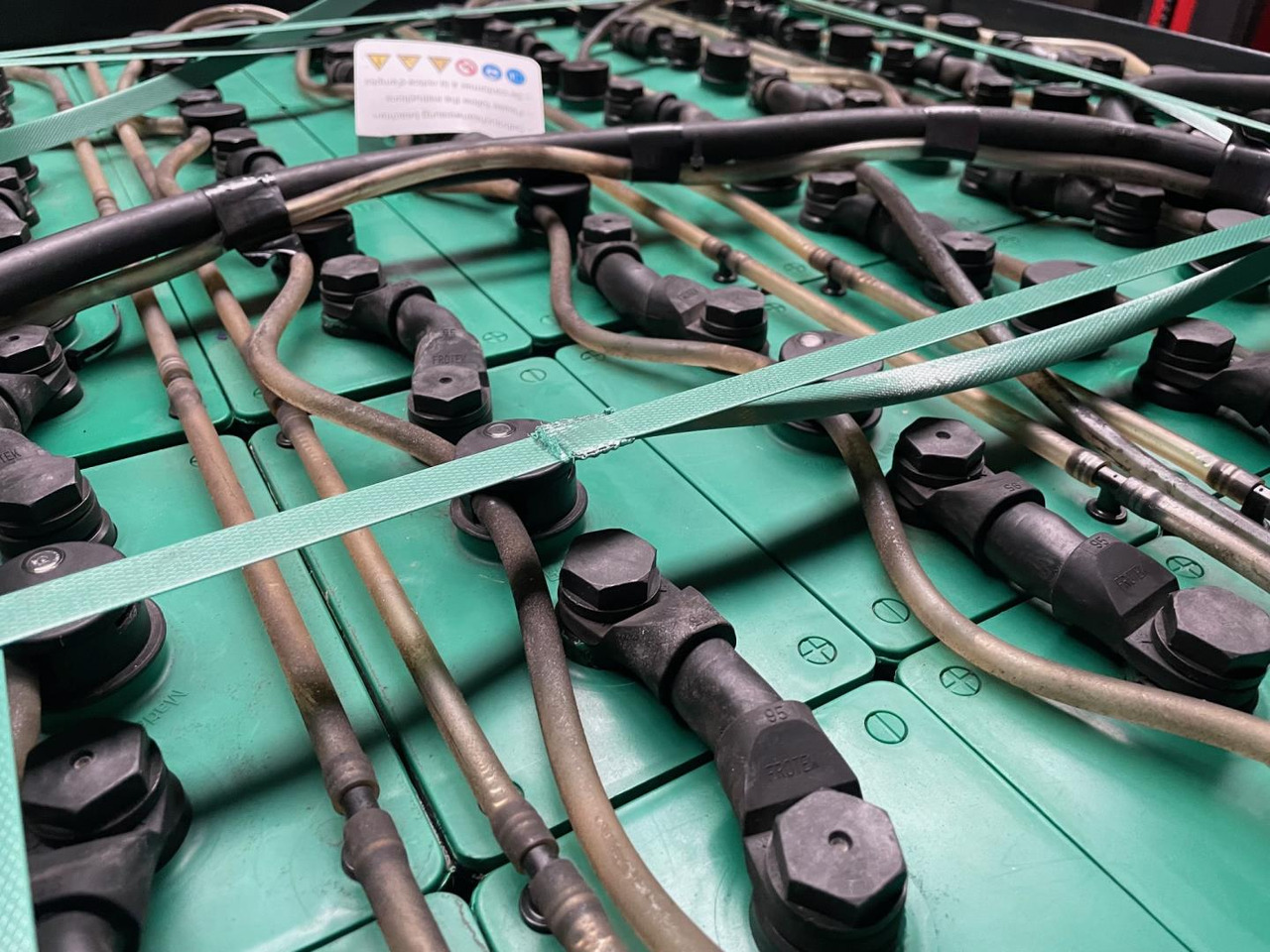 Hoppecke 80V 6 HPZS 930 - Bateria automotiva de Equipamento de movimentação: foto 3 Hoppecke 80V 6 HPZS 930 - Bateria automotiva de Equipamento de movimentação: foto 3