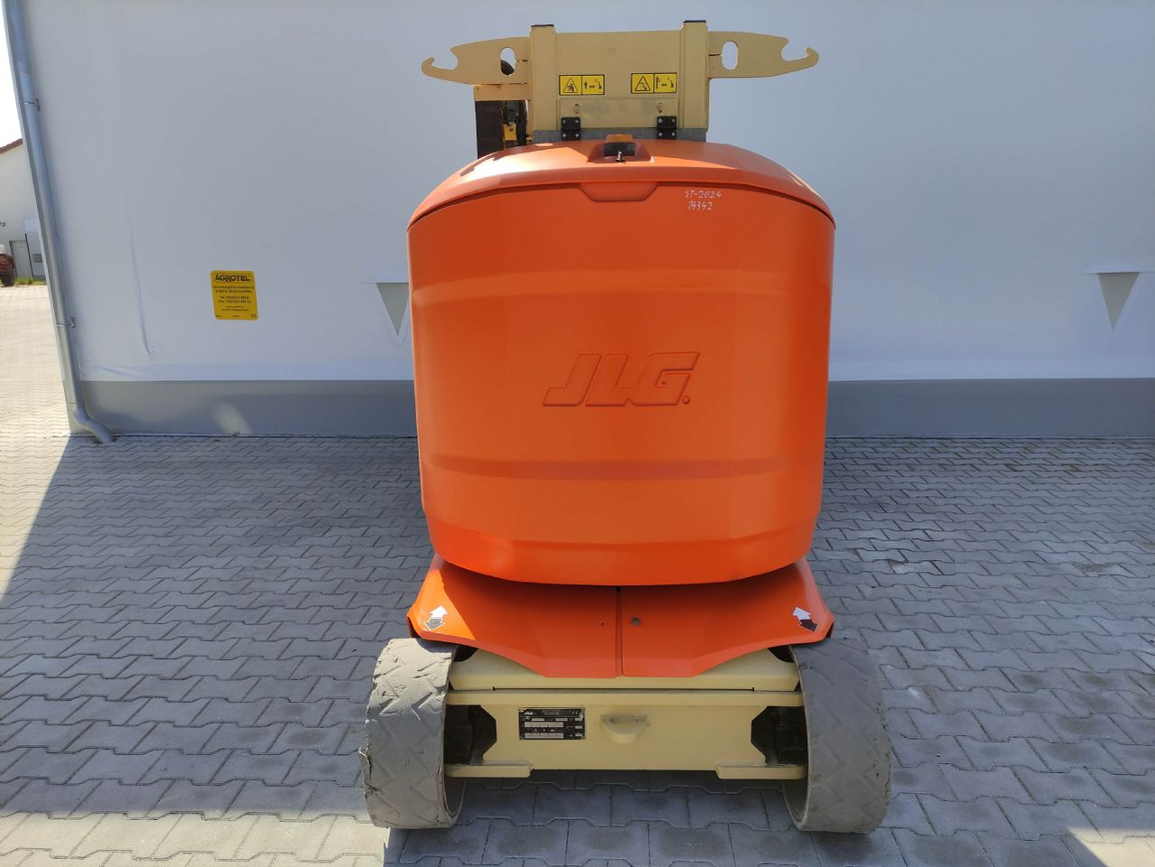 JLG Toucan 12 E (LACK NEU) - Plataforma de mastro vertical: foto 4 JLG Toucan 12 E (LACK NEU) - Plataforma de mastro vertical: foto 4