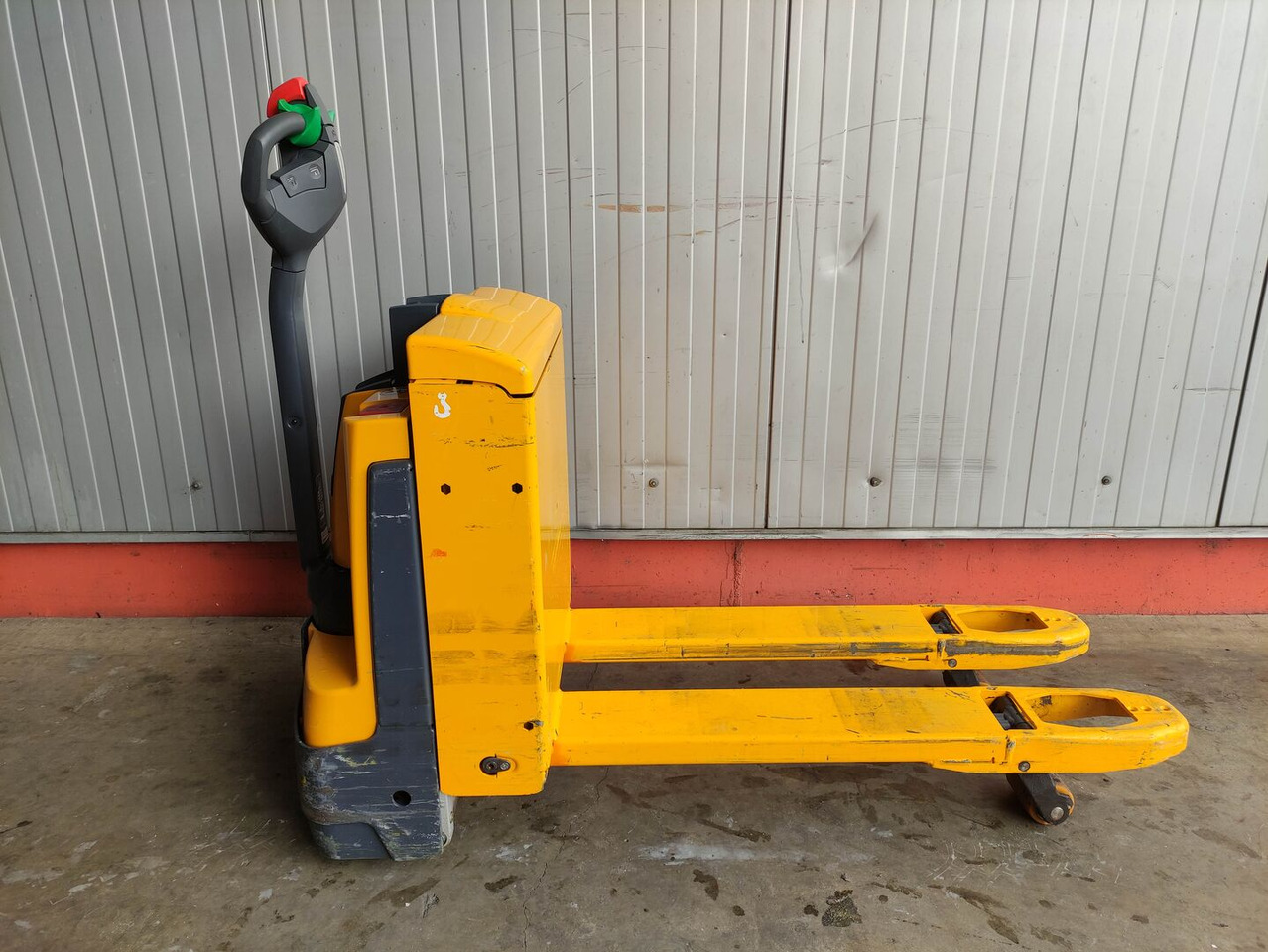 Jungheinrich EJE 116 - Porta-palete: foto 2 Jungheinrich EJE 116 - Porta-palete: foto 2