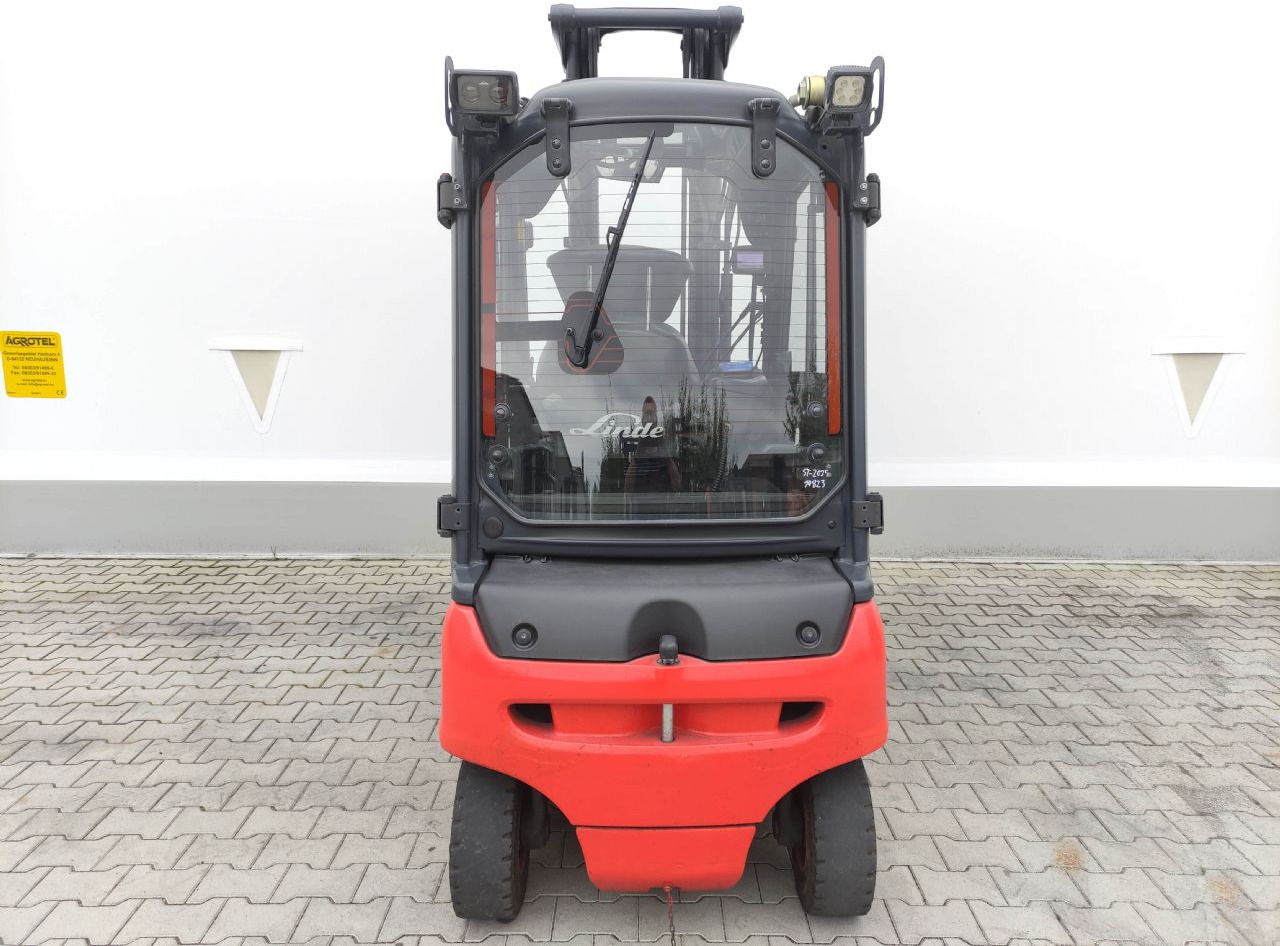 Linde E20PL-02-386 - Empilhadeira elétrica: foto 4 Linde E20PL-02-386 - Empilhadeira elétrica: foto 4