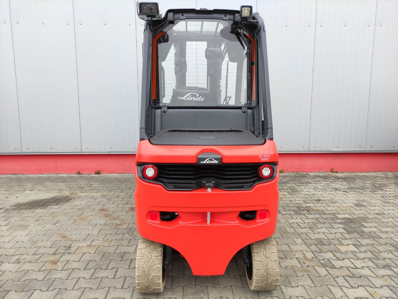 Linde E35HL-01-1252 *Batterie NEU* - Empilhadeira elétrica: foto 3 Linde E35HL-01-1252 *Batterie NEU* - Empilhadeira elétrica: foto 3