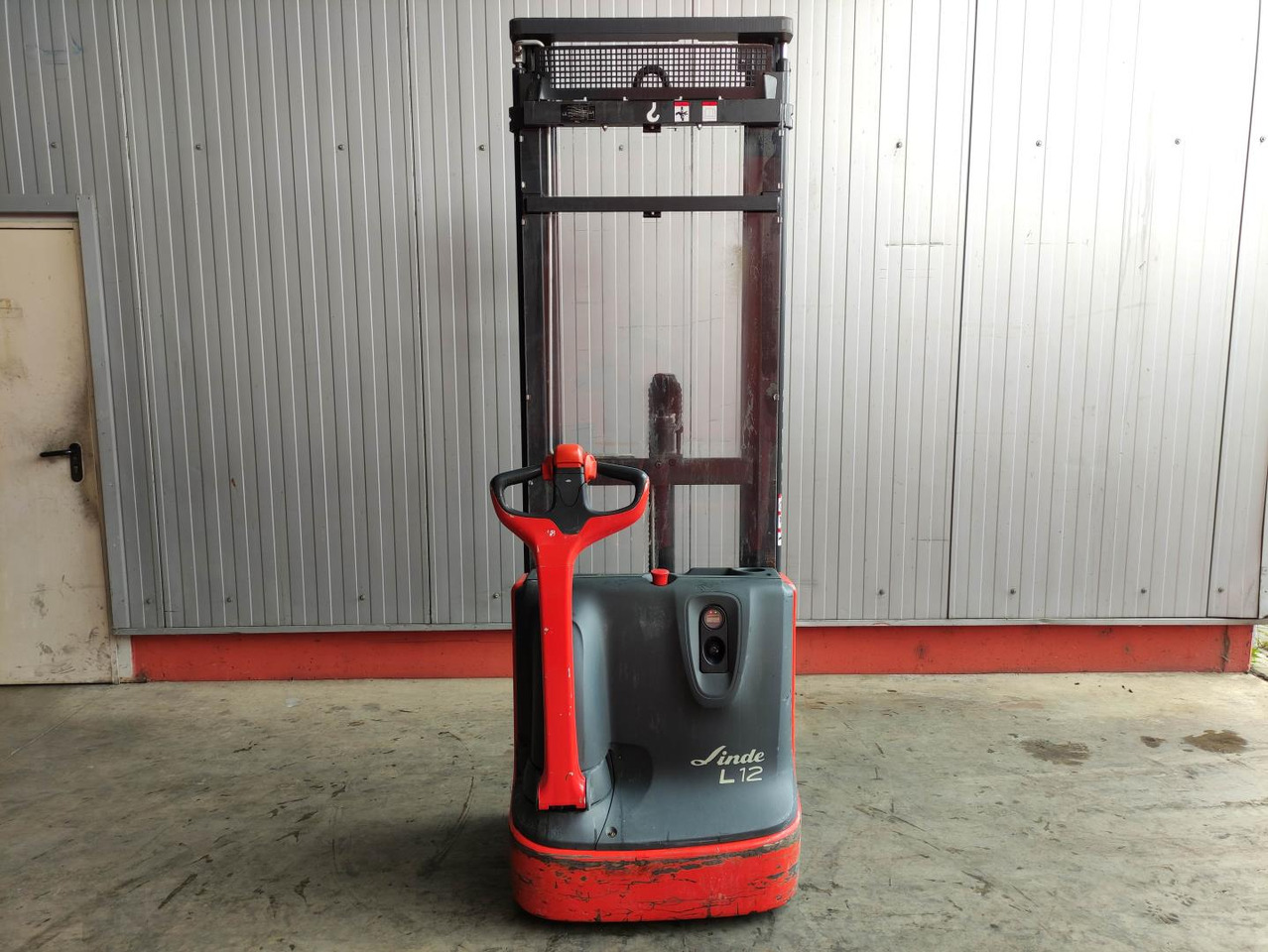 Linde L12 - Stacker: foto 4 Linde L12 - Stacker: foto 4