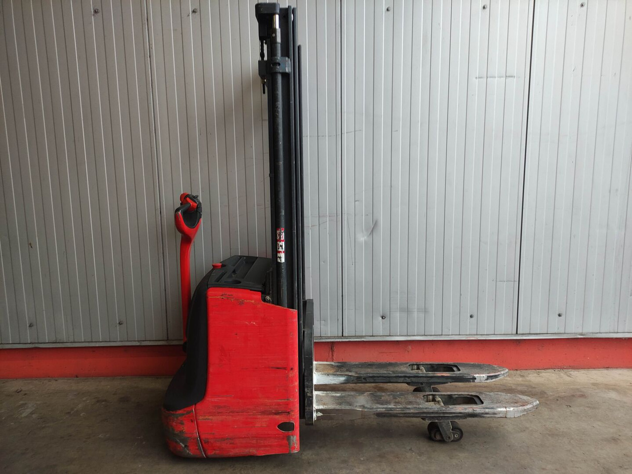 Linde L12 i - Stacker: foto 2 Linde L12 i - Stacker: foto 2