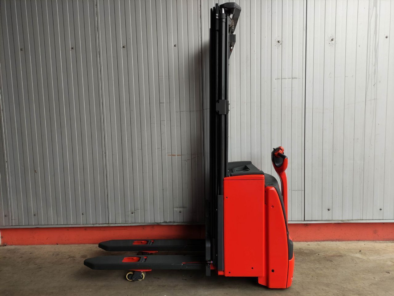 Linde L14i-1173 - Stacker: foto 1 Linde L14i-1173 - Stacker: foto 1