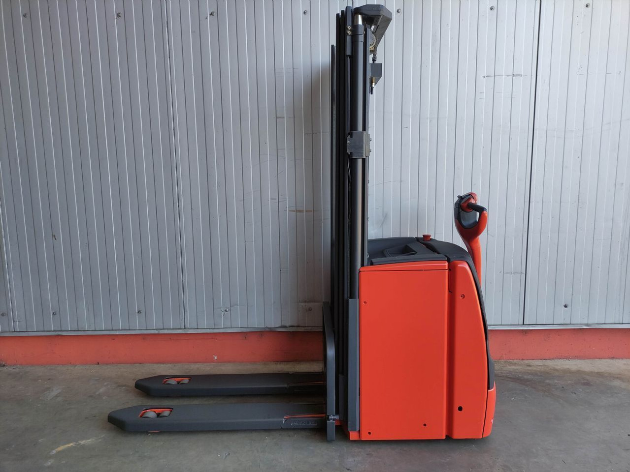 Linde L16-1173 (LACK NEU) - Stacker: foto 1 Linde L16-1173 (LACK NEU) - Stacker: foto 1