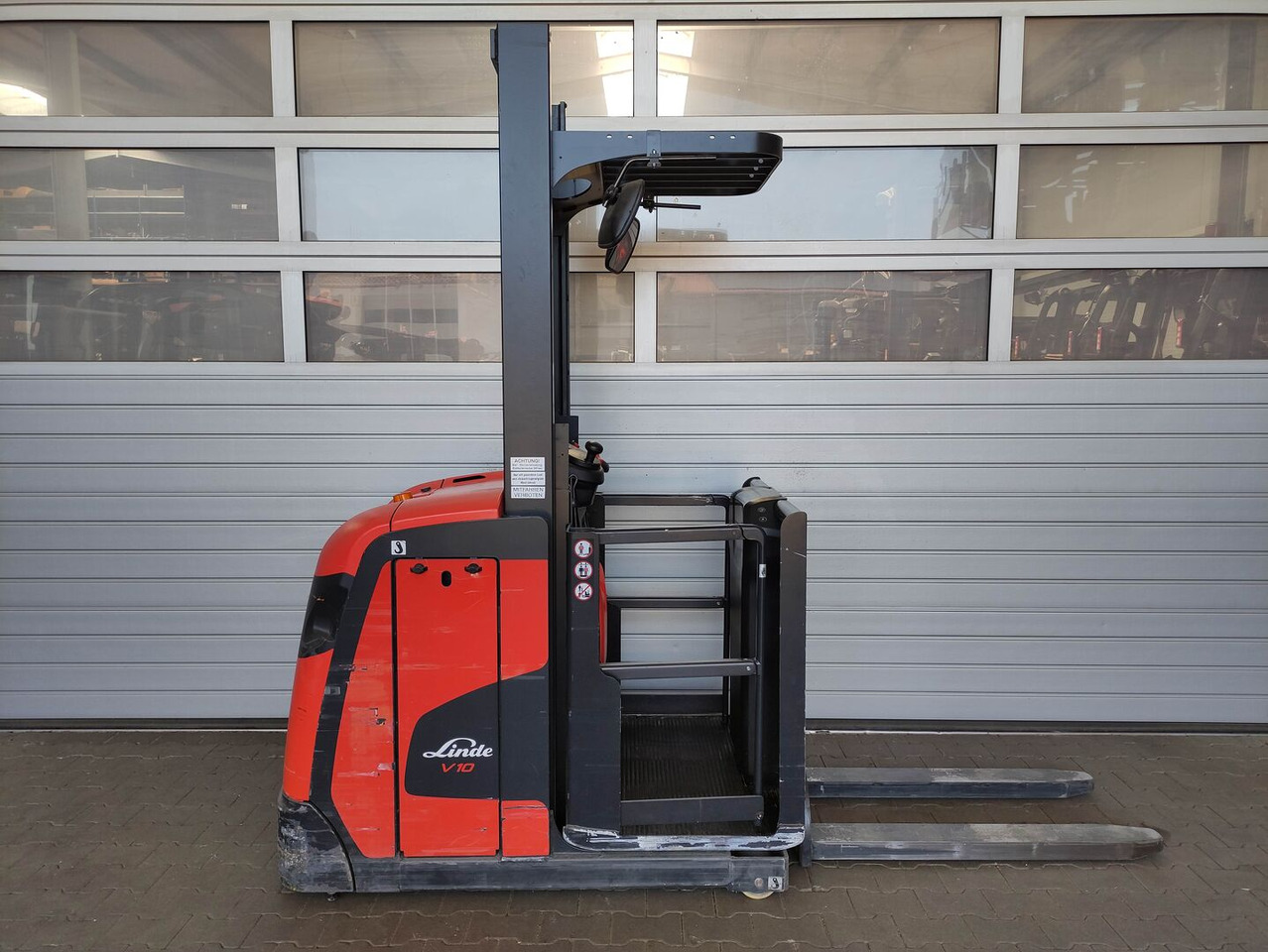Linde V10-02 - Order-picker: foto 1 Linde V10-02 - Order-picker: foto 1