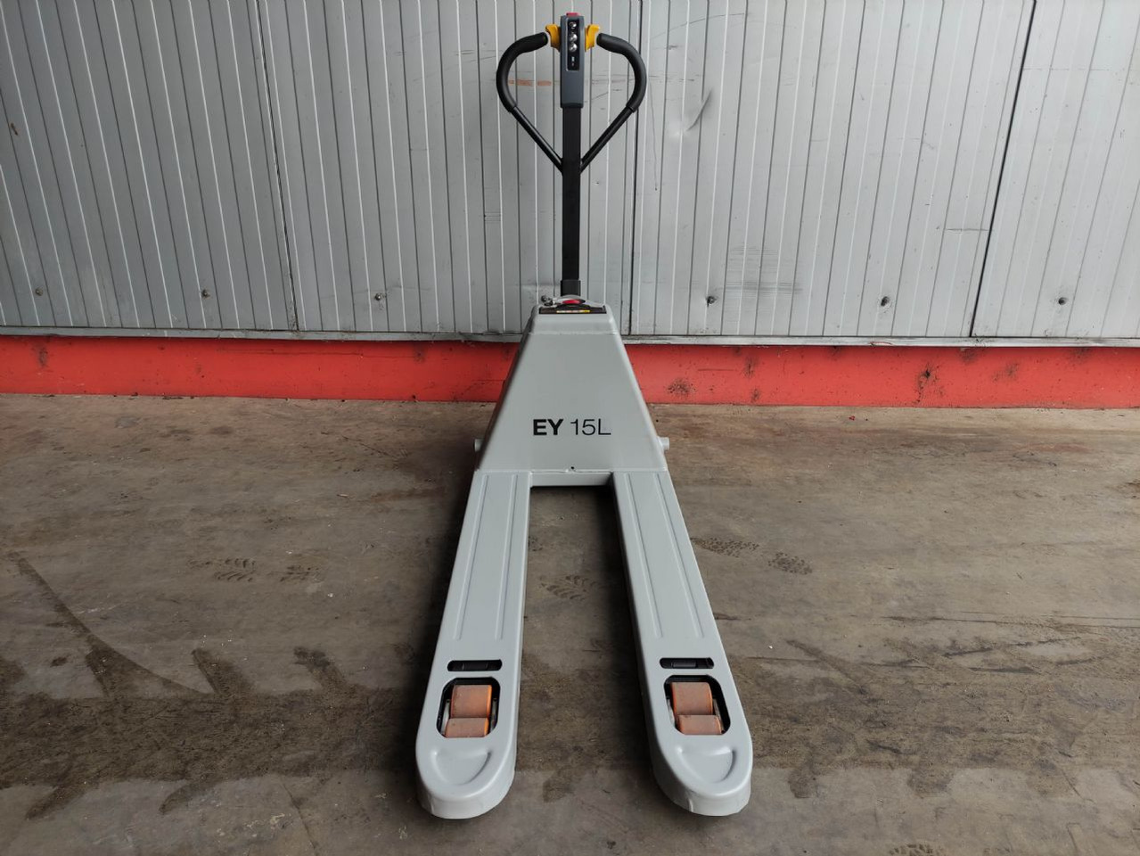 Pramac EY15L *NEU* - Porta-palete: foto 3 Pramac EY15L *NEU* - Porta-palete: foto 3