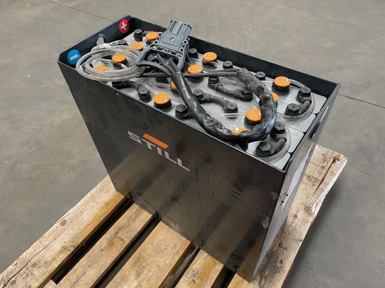 Sunlight I 24 Volt I 3 PzS 375 - Bateria automotiva de Equipamento de movimentação: foto 1 Sunlight I 24 Volt I 3 PzS 375 - Bateria automotiva de Equipamento de movimentação: foto 1