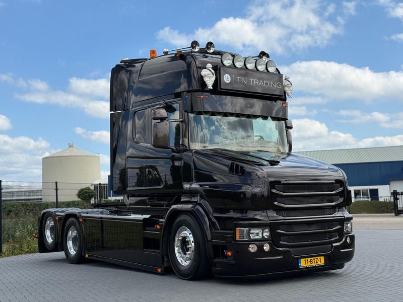 Scania R 580 LB 6X2 HNB TORPEDO, NIEUW STAAT, VOL OPTIES, SHOW TRUCK, VOL!! - Tractor: foto 1 Scania R 580 LB 6X2 HNB TORPEDO, NIEUW STAAT, VOL OPTIES, SHOW TRUCK, VOL!! - Tractor: foto 1
