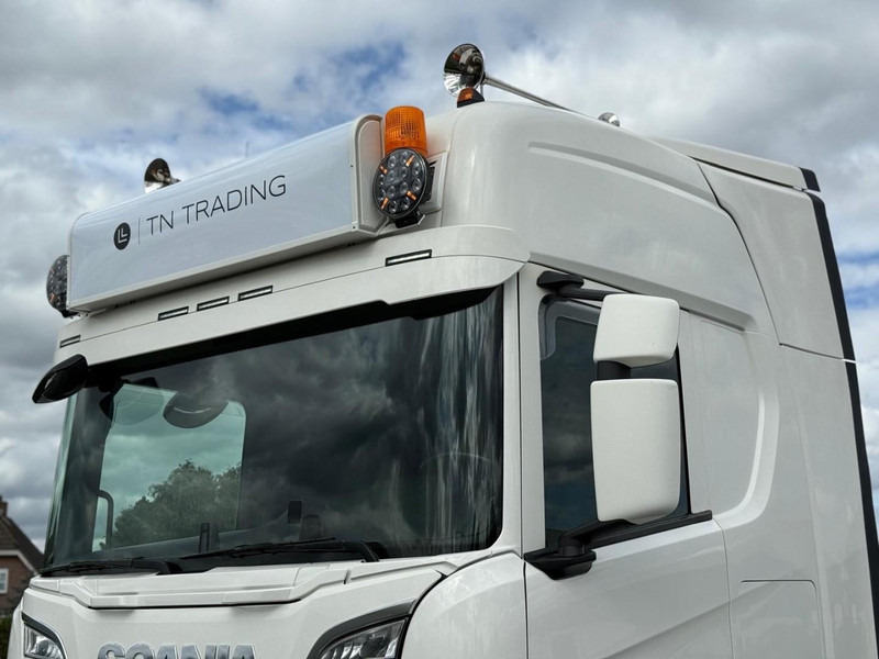 Scania R580 V8 NGS 3.15WB, RETARDER, VOLLUCHT, LEER, LED, KING OF THE ROAD. - Tractor: foto 5 Scania R580 V8 NGS 3.15WB, RETARDER, VOLLUCHT, LEER, LED, KING OF THE ROAD. - Tractor: foto 5