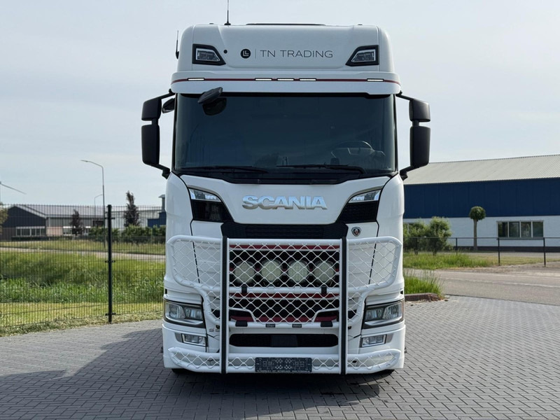 Scania S580 VOLLUCHT, PTO, LEER, RETARDER, TV, 3.15WB, BULLBAR. - Tractor: foto 4 Scania S580 VOLLUCHT, PTO, LEER, RETARDER, TV, 3.15WB, BULLBAR. - Tractor: foto 4