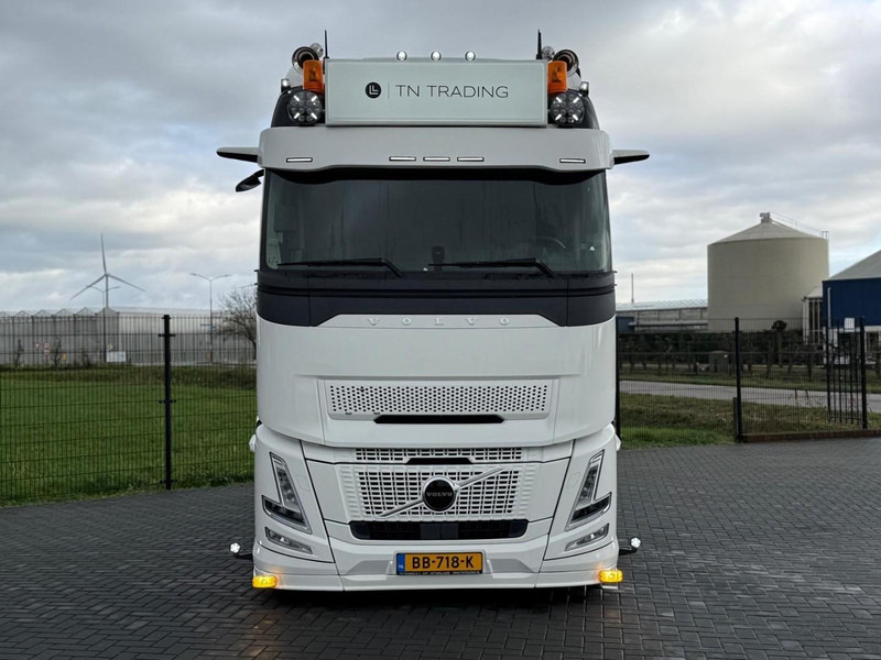 Volvo FH 13.460XL NEW, FULL AIR, ALCOA, HYDRAULIC, XL, SHOW, FULL. - Tractor: foto 3 Volvo FH 13.460XL NEW, FULL AIR, ALCOA, HYDRAULIC, XL, SHOW, FULL. - Tractor: foto 3