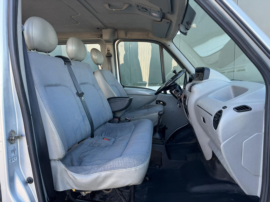Carrinha cabine dupla Renault Master-T28 2.5dCi L1H1 Dubbele cabine Trekhaak APK 05-2025 Loopt goed!: foto 13