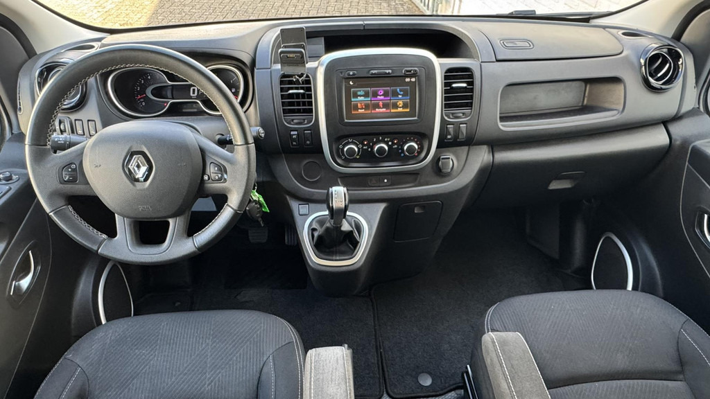 Renault Trafic-2.0 dCi 145 T29 L2H1 DC Luxe Climate control Cruise control Navigatie Apple carplay - Carrinha cabine dupla: foto 2 Renault Trafic-2.0 dCi 145 T29 L2H1 DC Luxe Climate control Cruise control Navigatie Apple carplay - Carrinha cabine dupla: foto 2