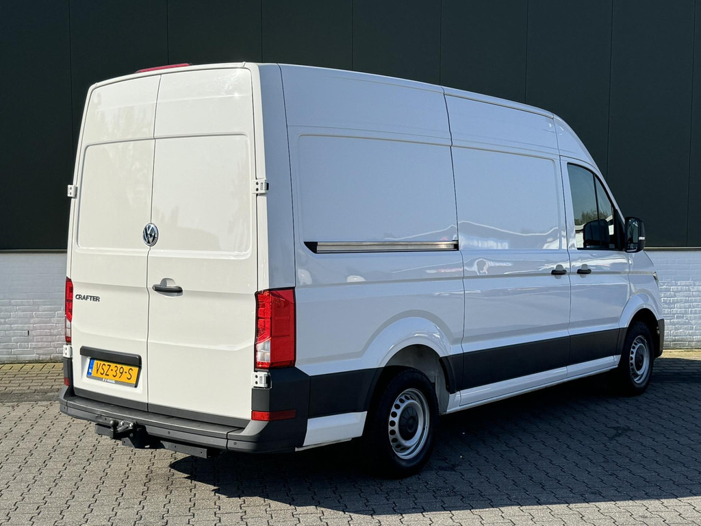 Volkswagen Crafter-30 2.0 TDI L3H3 Highline 4S banden Trekhaak Carplay Pdc v+a Cruise DAB - Furgão: foto 2 Volkswagen Crafter-30 2.0 TDI L3H3 Highline 4S banden Trekhaak Carplay Pdc v+a Cruise DAB - Furgão: foto 2