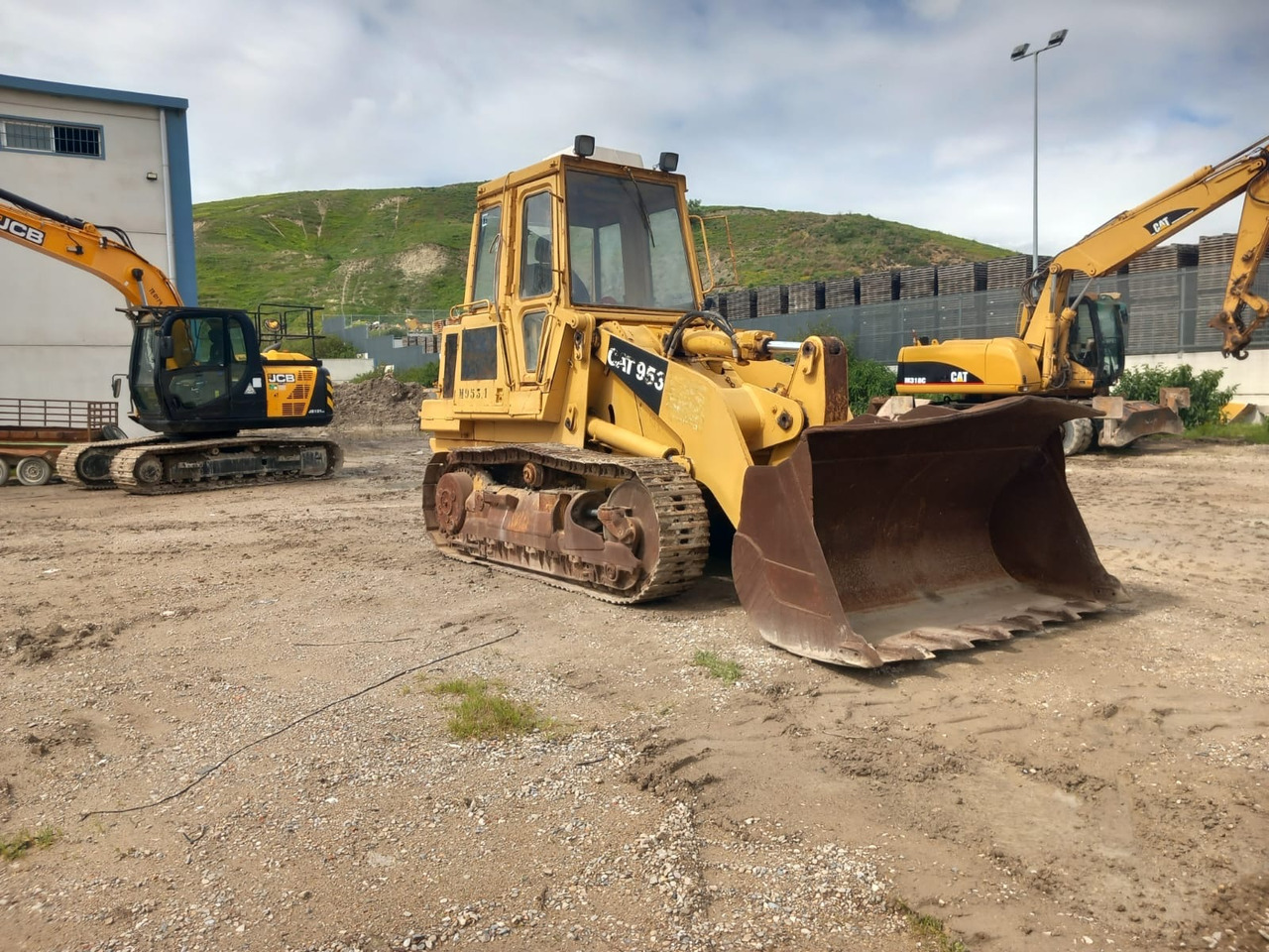 CATERPILLAR 953 - Máquina de construção: foto 5 CATERPILLAR 953 - Máquina de construção: foto 5