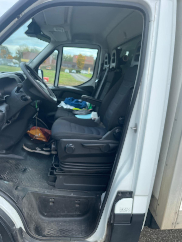 Carrinha de contentor IVECO Dailly 35c16: foto 11