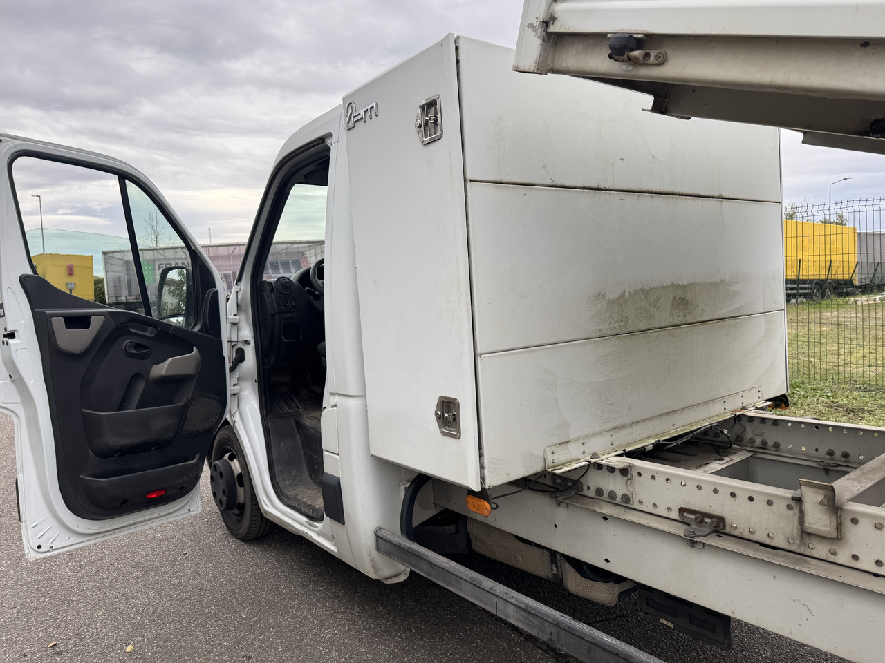 Furgão basculante Renault Master dci 165: foto 8 Furgão basculante Renault Master dci 165: foto 8