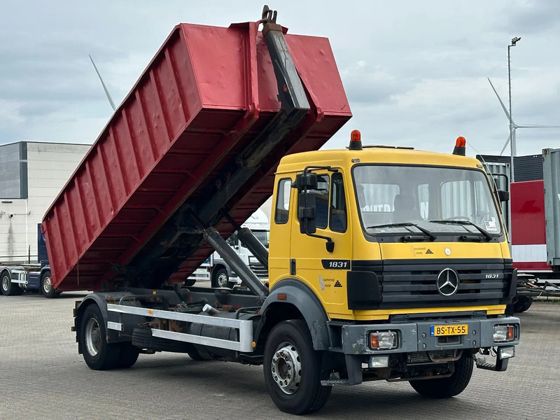 Mercedes-Benz SK 1931 4x2 Meiler Haakarm 20T Manual + Telma / Euro 1 - Caminhão polibenne: foto 2 Mercedes-Benz SK 1931 4x2 Meiler Haakarm 20T Manual + Telma / Euro 1 - Caminhão polibenne: foto 2
