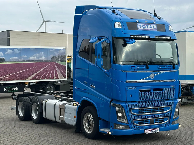 Volvo FH 16.750 6x4 Globe XL Chassis Retarder 3.90 Wb Full Air - Caminhão chassi: foto 2 Volvo FH 16.750 6x4 Globe XL Chassis Retarder 3.90 Wb Full Air - Caminhão chassi: foto 2