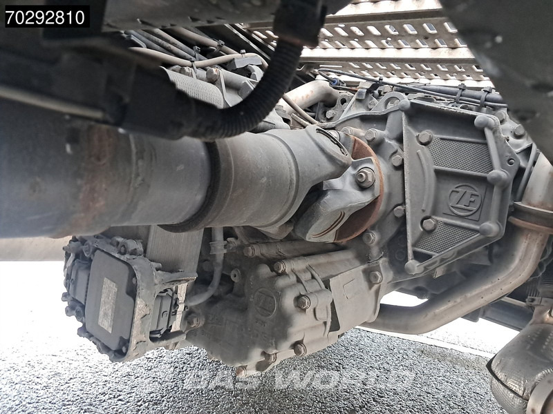 Tractor DAF XF 480 4X2 SSC Retarder Standklima LED ACC Euro 6: foto 11 Tractor DAF XF 480 4X2 SSC Retarder Standklima LED ACC Euro 6: foto 11