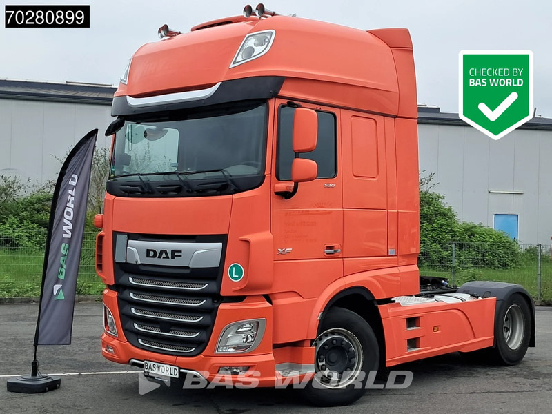 DAF XF 530 4X2 SSC Retarder 2x Tanks Standklima ACC Navi LED - Tractor: foto 1 DAF XF 530 4X2 SSC Retarder 2x Tanks Standklima ACC Navi LED - Tractor: foto 1