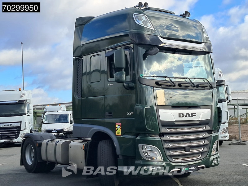 DAF XF 530 4X2 SSC Retarder 2xTanks ACC Standklima Euro 6 - Tractor: foto 3 DAF XF 530 4X2 SSC Retarder 2xTanks ACC Standklima Euro 6 - Tractor: foto 3