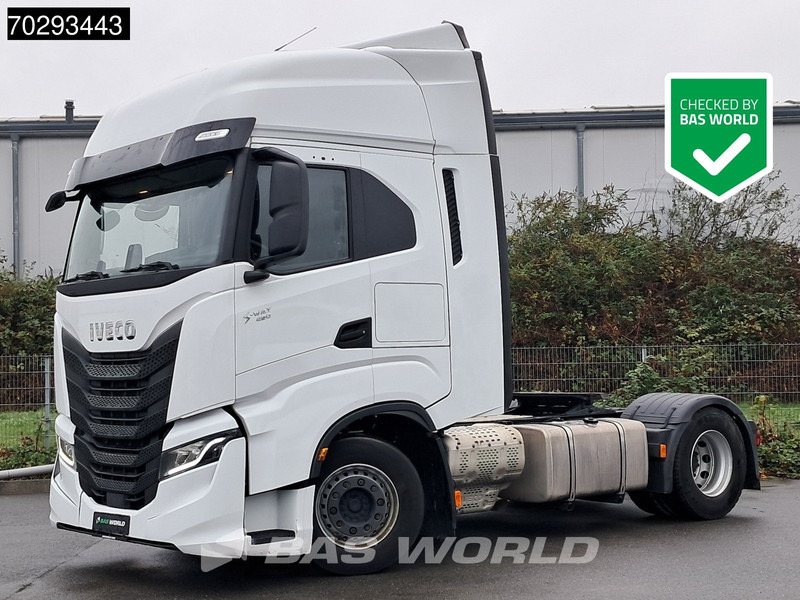 Iveco S-Way 490 4X2 Retarder Standairco 2xTanks ACC LED Navi Euro 6 - Tractor: foto 1 Iveco S-Way 490 4X2 Retarder Standairco 2xTanks ACC LED Navi Euro 6 - Tractor: foto 1