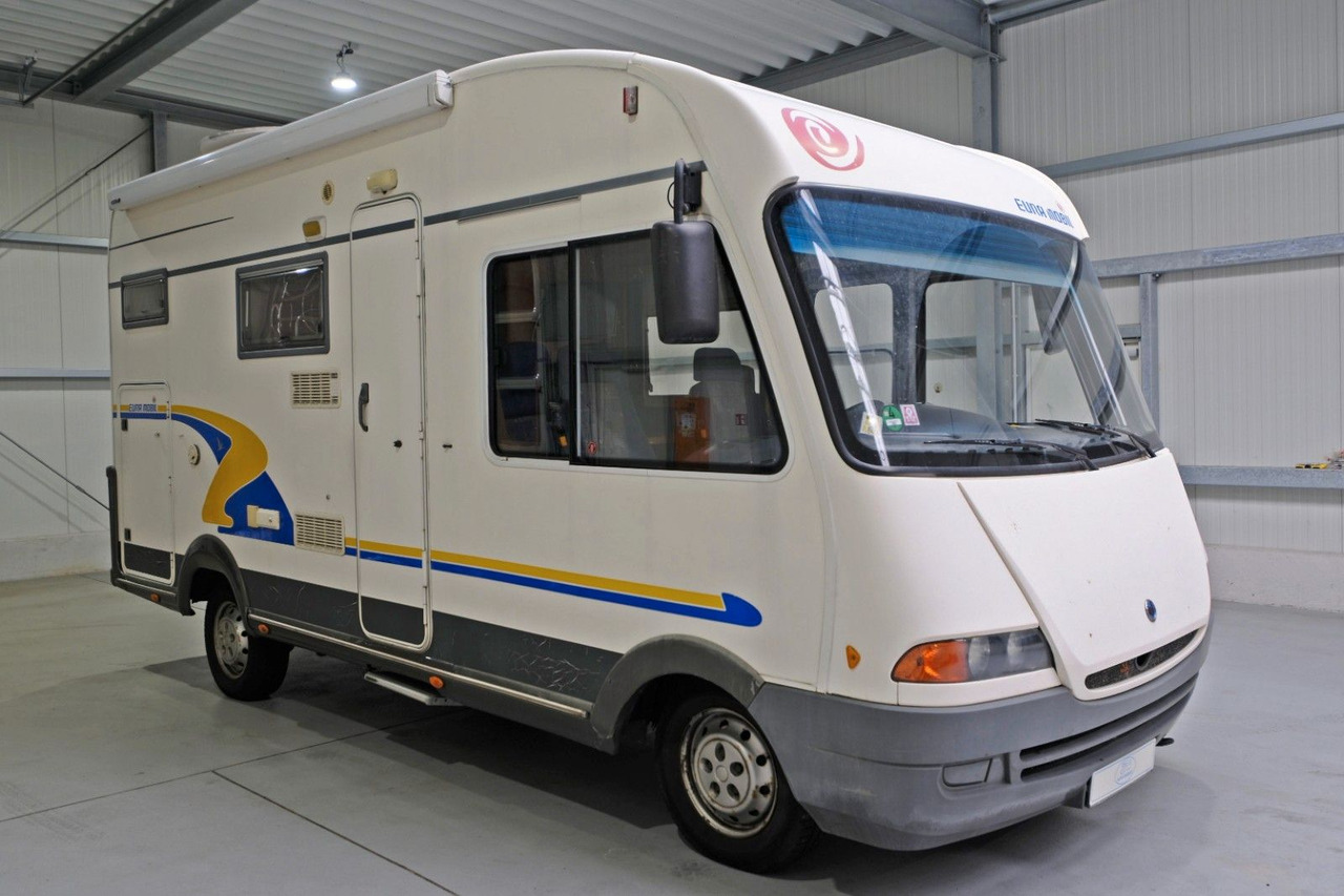 Eura Mobil I 625 VB / Automatik/ Festbett+Hubbett/Garage - Autocaravana integral: foto 1 Eura Mobil I 625 VB / Automatik/ Festbett+Hubbett/Garage - Autocaravana integral: foto 1
